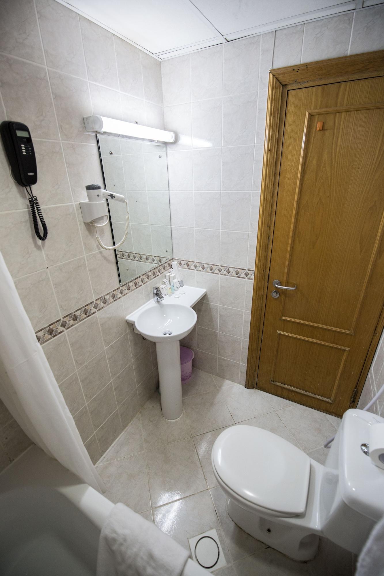 Welcome Hotel Apartments 1 Дубай Екстериор снимка