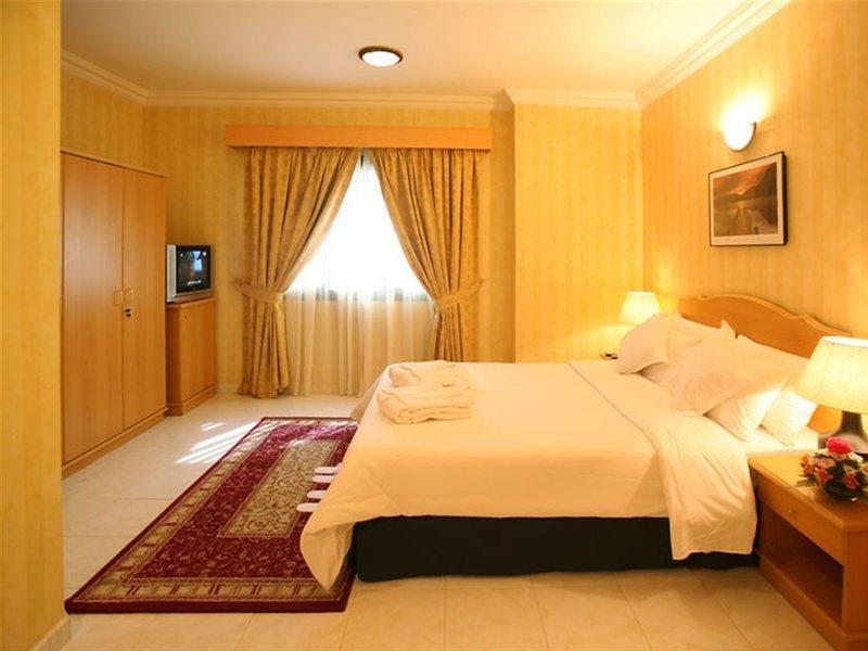 Welcome Hotel Apartments 1 Дубай Екстериор снимка