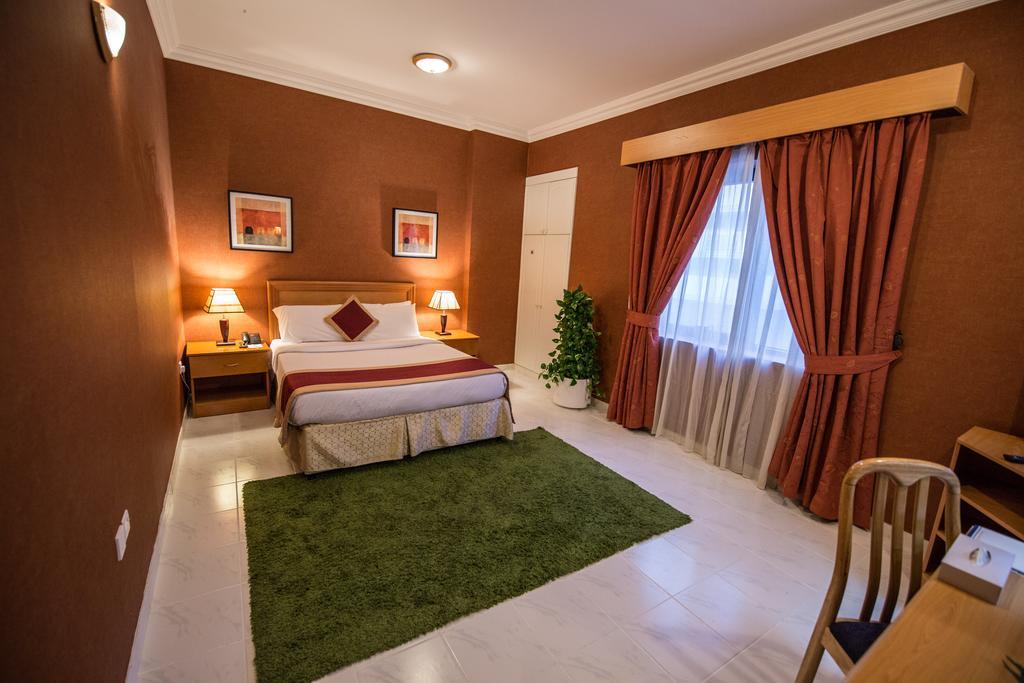 Welcome Hotel Apartments 1 Дубай Екстериор снимка