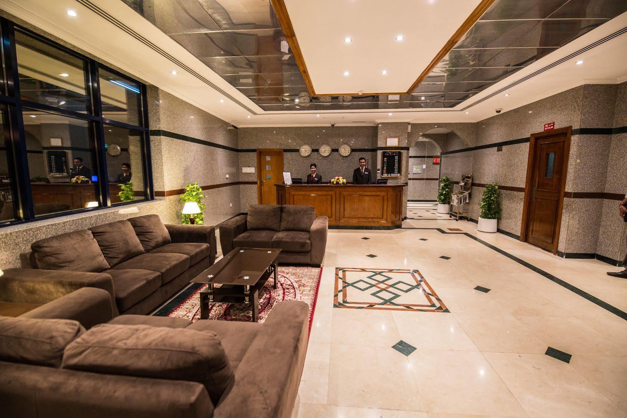 Welcome Hotel Apartments 1 Дубай Екстериор снимка