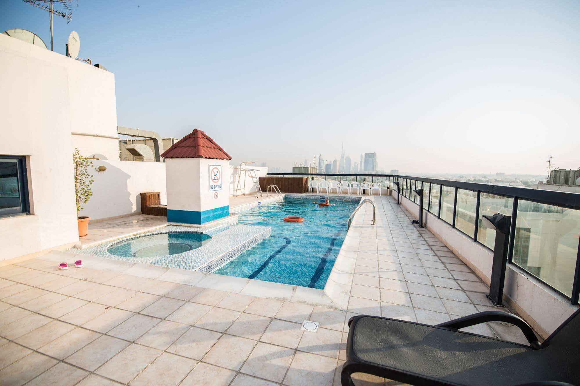 Welcome Hotel Apartments 1 Дубай Екстериор снимка