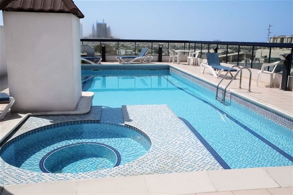Welcome Hotel Apartments 1 Дубай Екстериор снимка